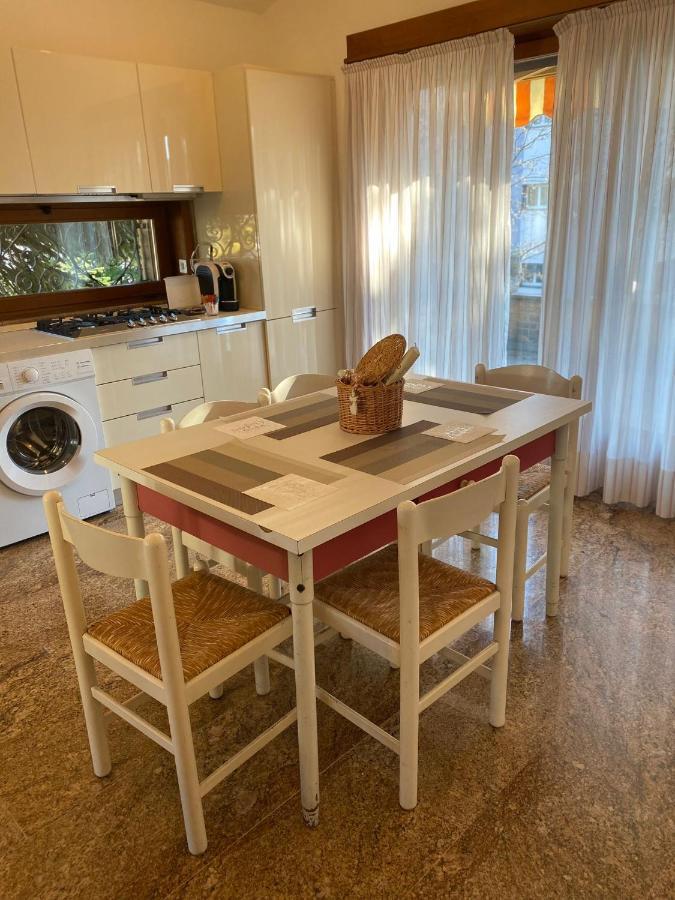Charming 2 Bedrooms Apartment I Ca Gialla Стабио Экстерьер фото